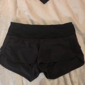 Black Lululemon Speed Up Short